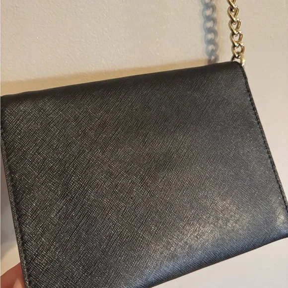 Elegant Kate Spade Black Crossbody Bag - Picture 5 of 6